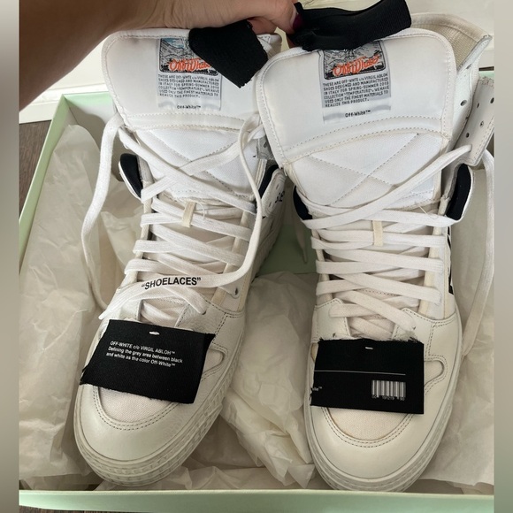 OFF-White Off-Court High White Sneakers - Picture 8 of 14